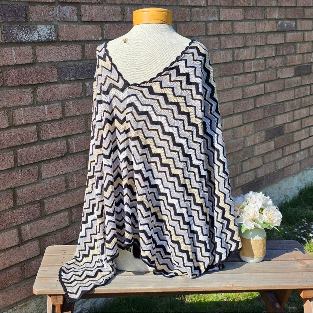 Minnie Rose  poncho with Missoni like print